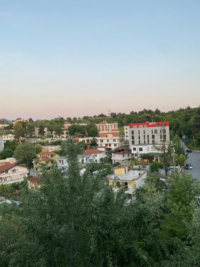 Hotel Arberia Тирана Экстерьер фото
