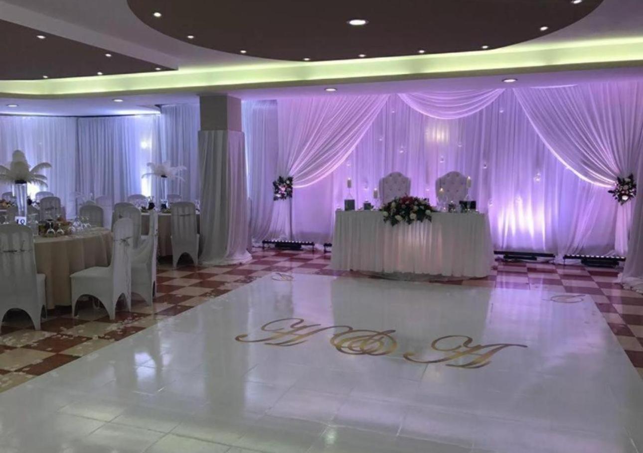 Hotel Arberia Тирана Экстерьер фото