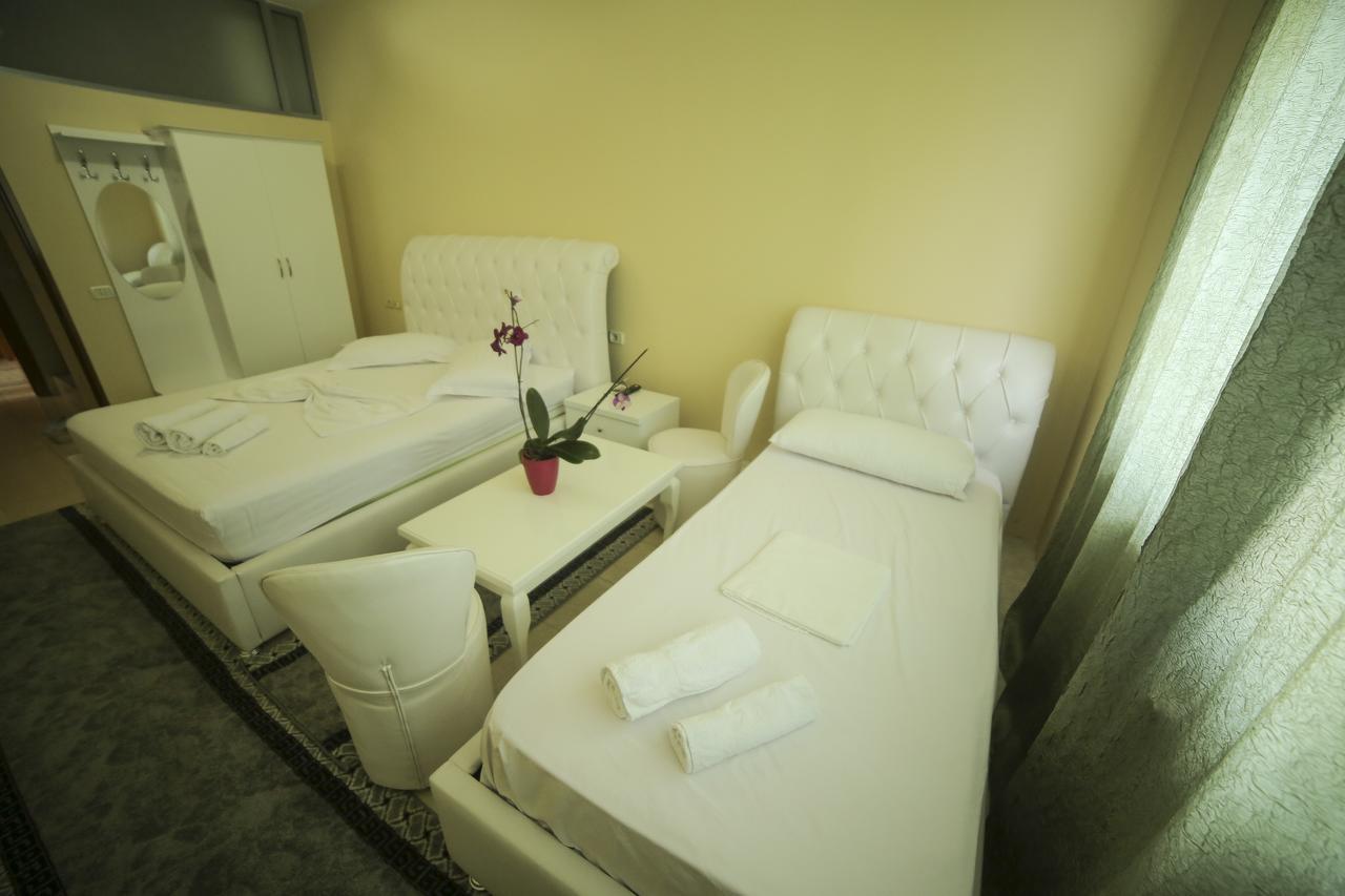 Hotel Arberia Тирана Экстерьер фото