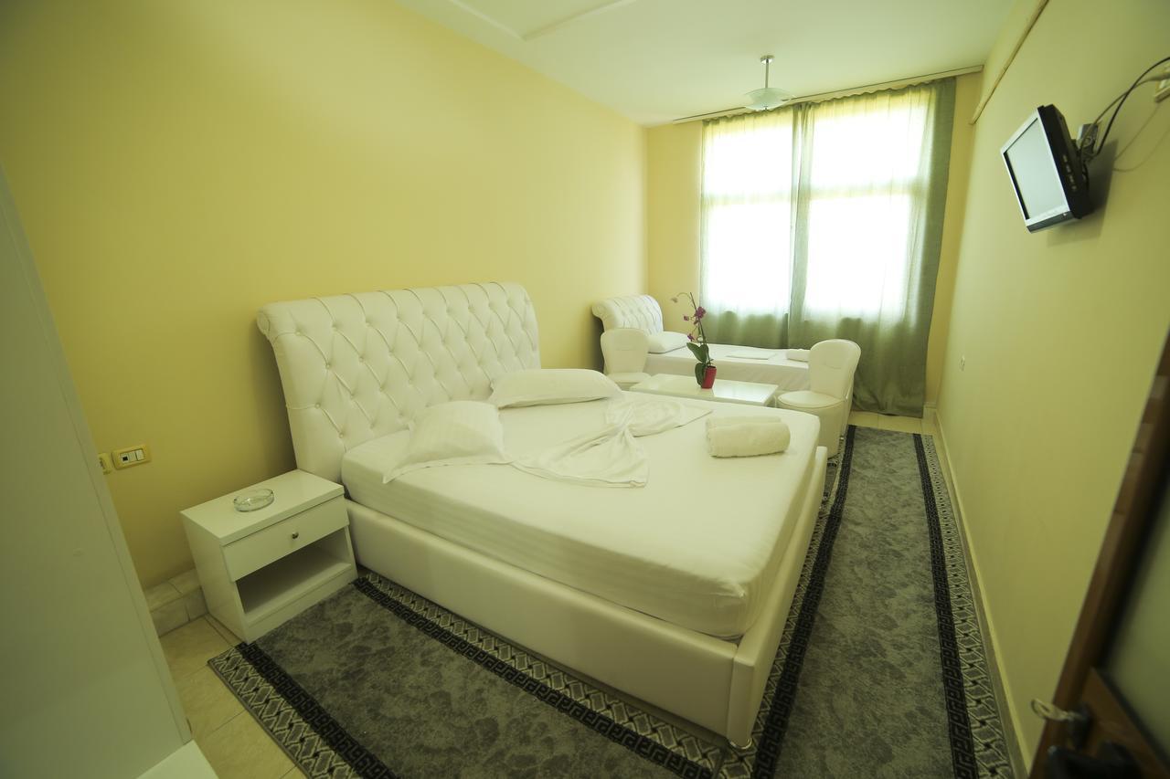 Hotel Arberia Тирана Экстерьер фото